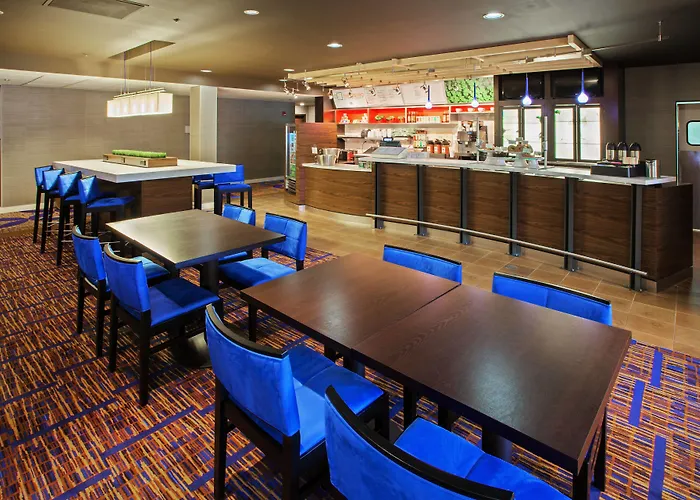 Courtyard Chicago Midway Airport 3* Bedford Park