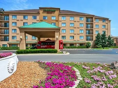 Courtyard Chicago Midway Airport Hotel 3*